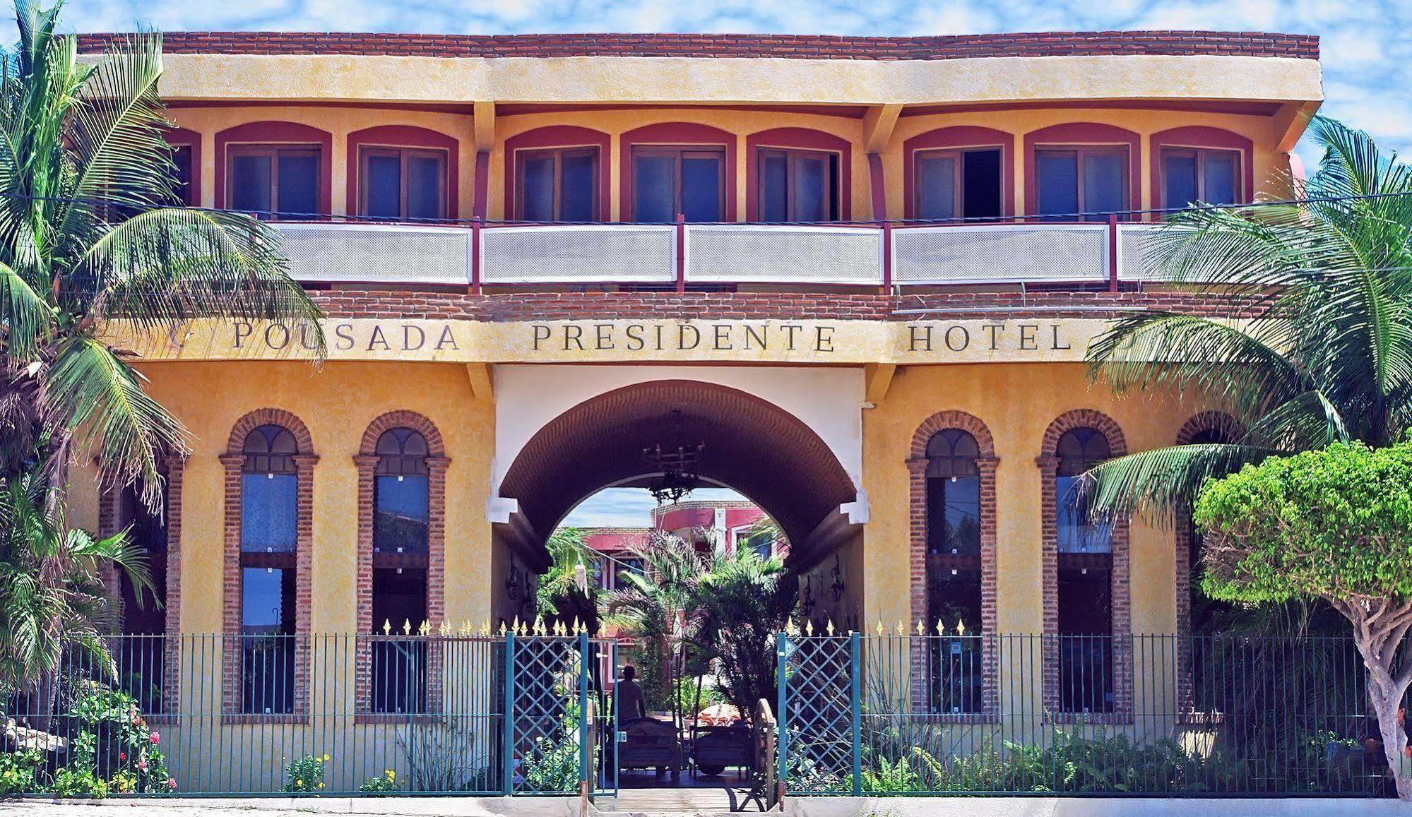 Pousada Presidente Hotel Canoa Quebrada Exterior photo
